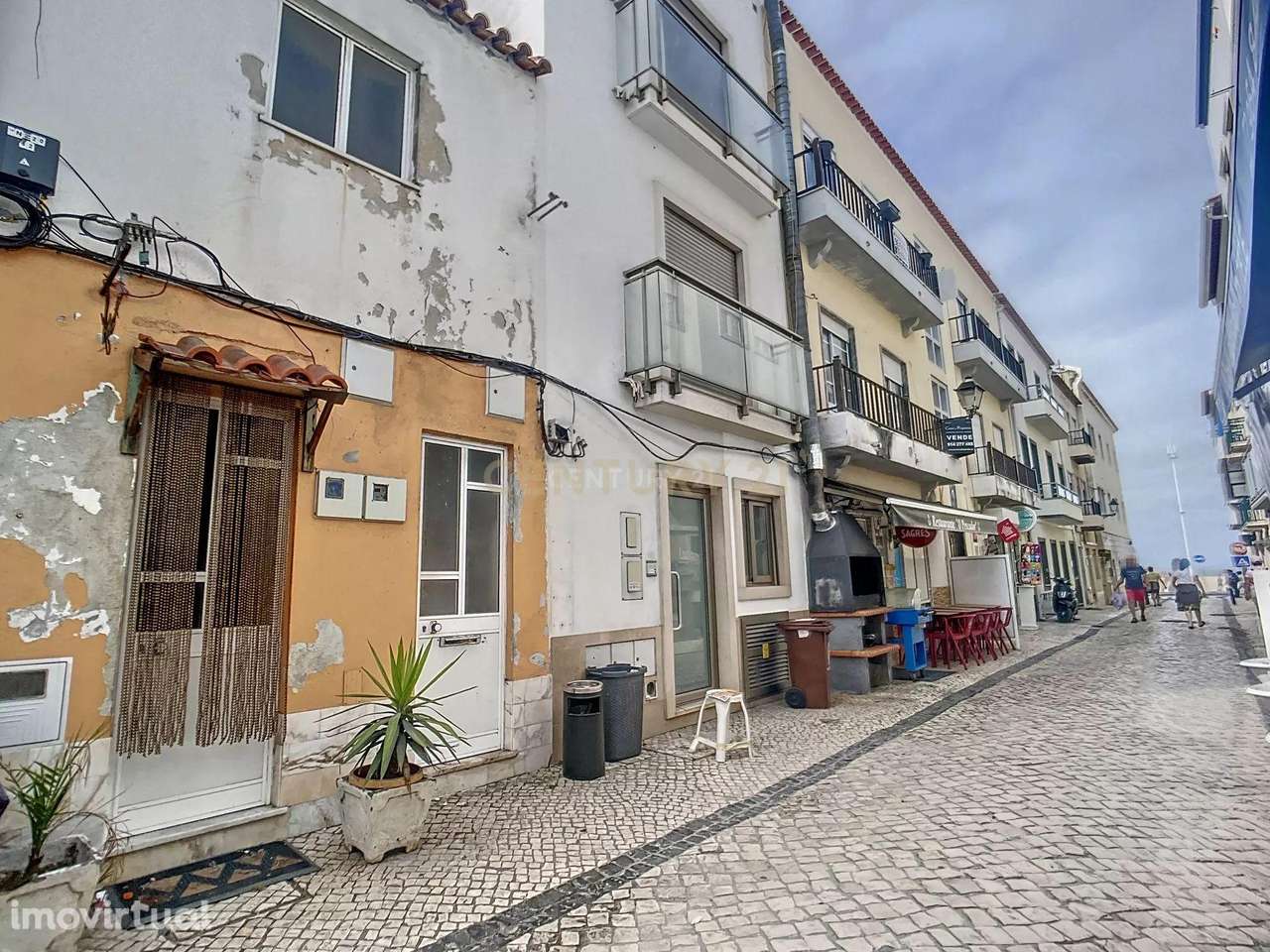 OPORTUNIDADE! PRÉDIO ANTIGO NO CORAÇÃO HISTÓRICO DA NAZARÉ - JUNTO DO - Grande imagem: 3/3
