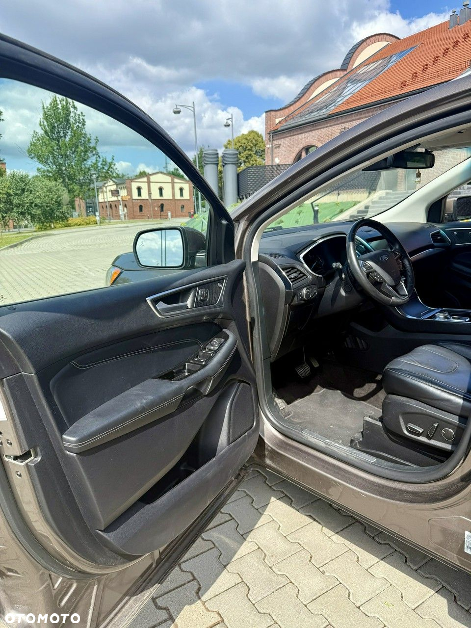 Ford Edge - 19