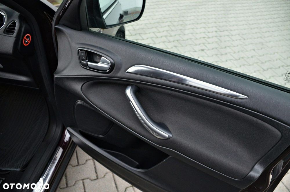 Ford S-Max - 21