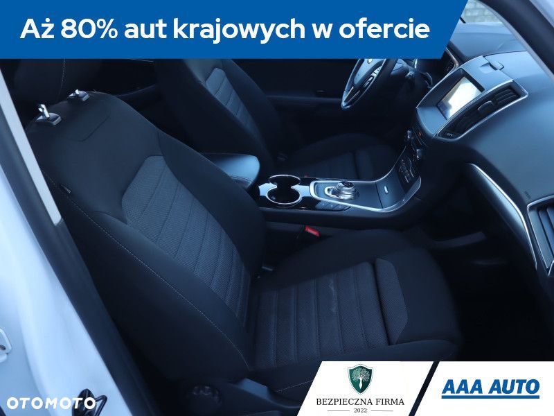 Ford S-Max - 11
