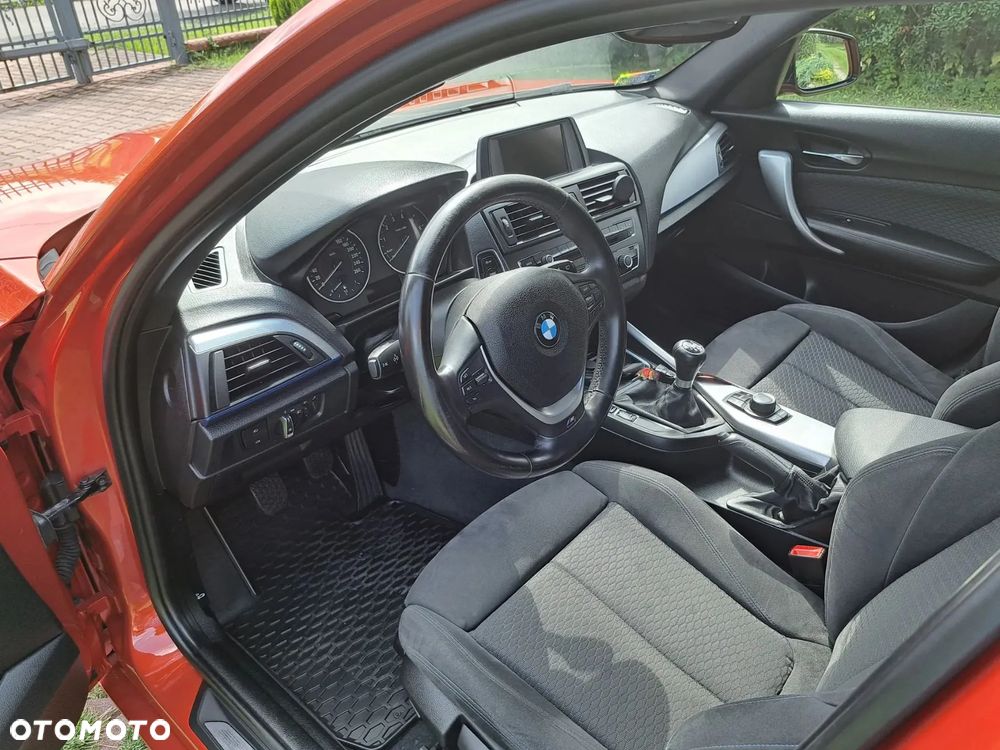 BMW Seria 1 118i - 6