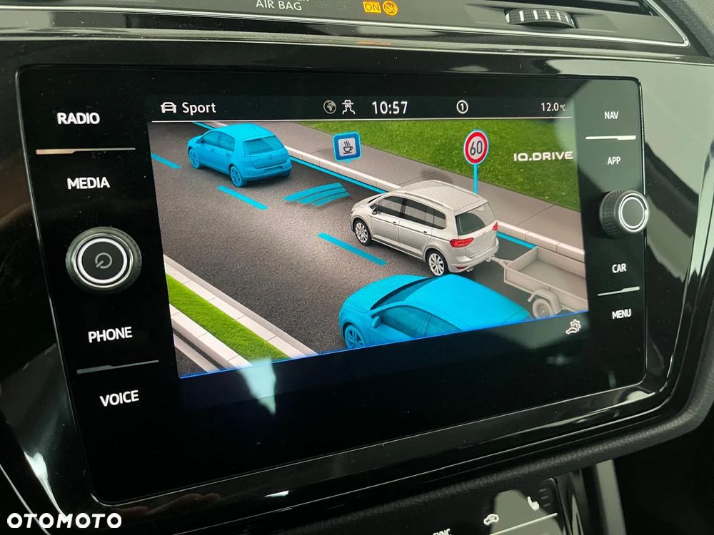 Volkswagen Touran 2.0 TDI BMT Highline DSG - 24