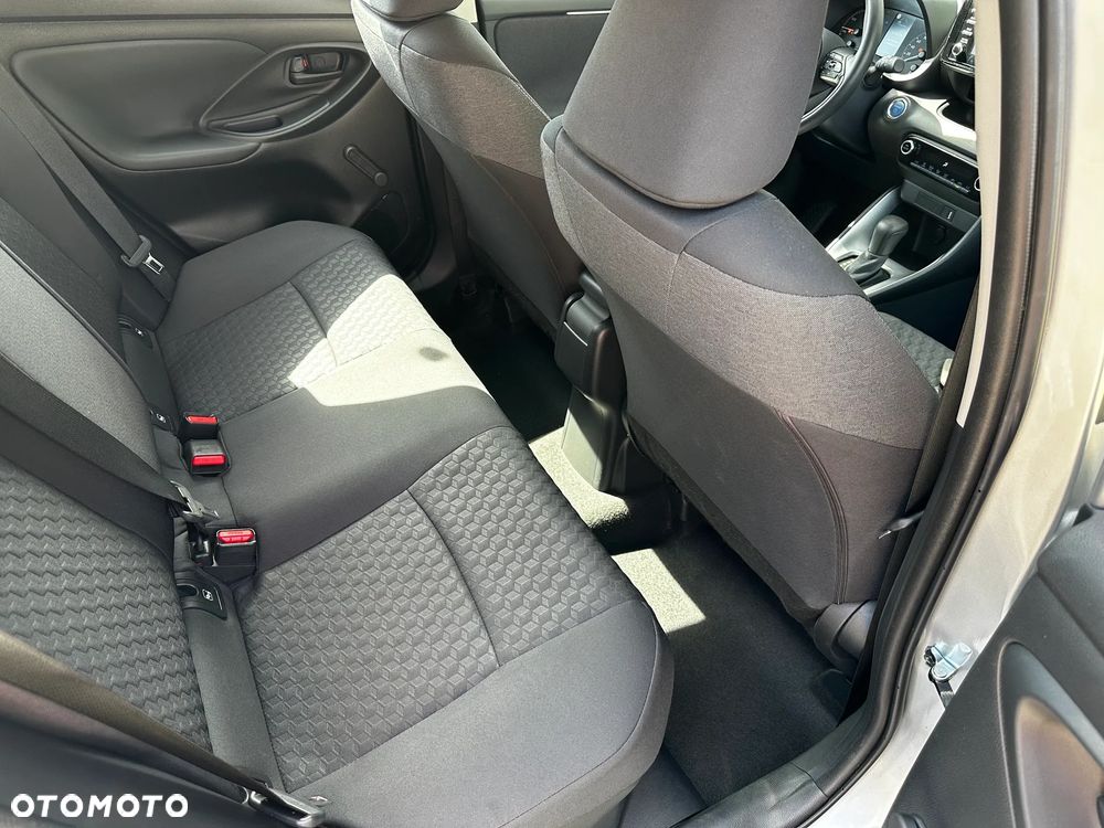 Toyota Yaris - 7