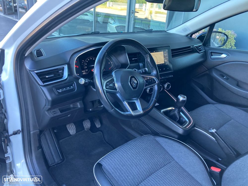 Renault Clio TCe 100 INTENS - 12