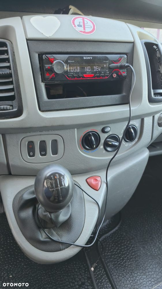 Opel Vivaro - 14