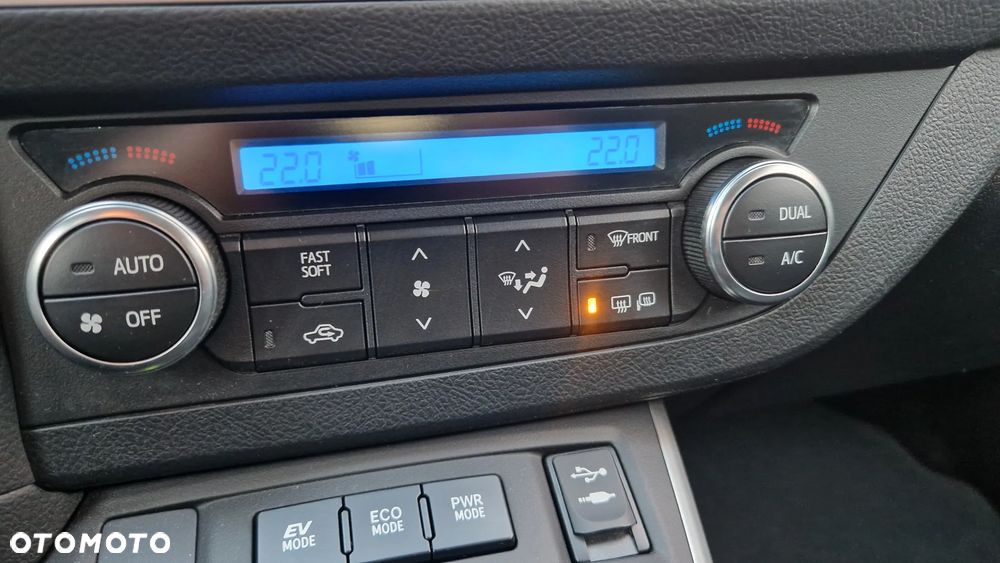 Toyota Auris 1.8 HSD Luna - 18