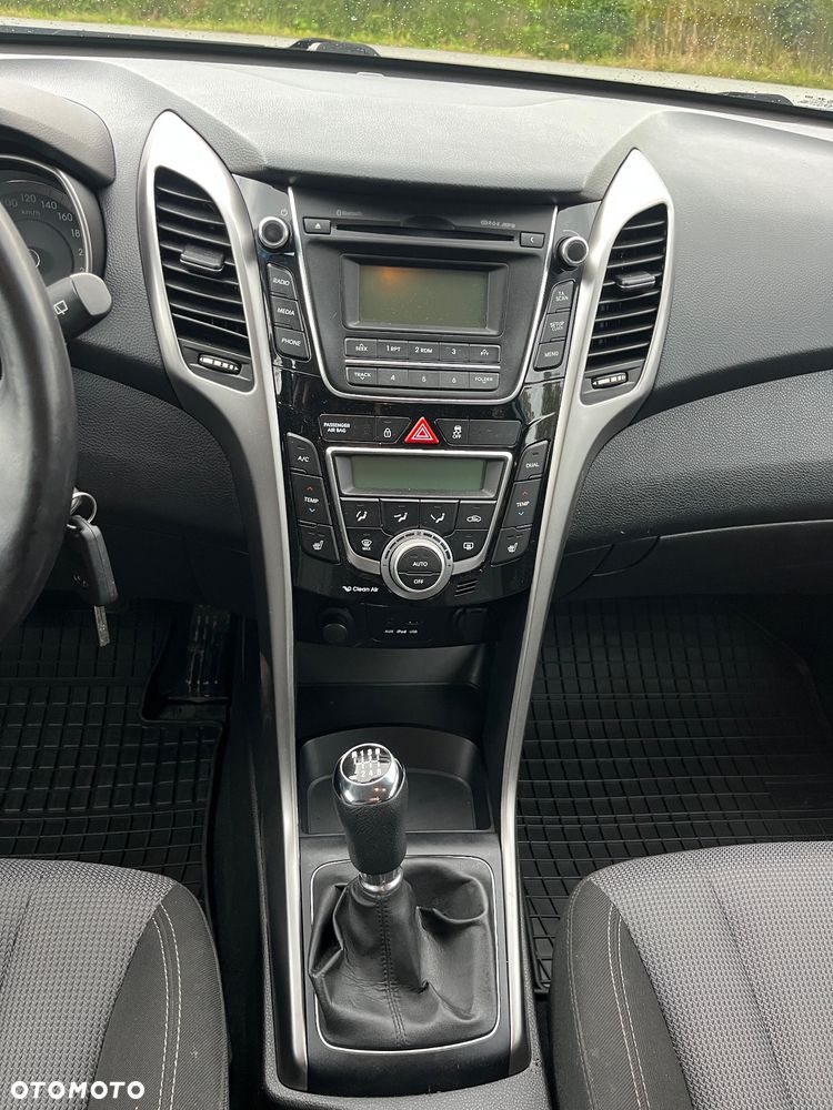 Hyundai i30 1.4 Premium - 31
