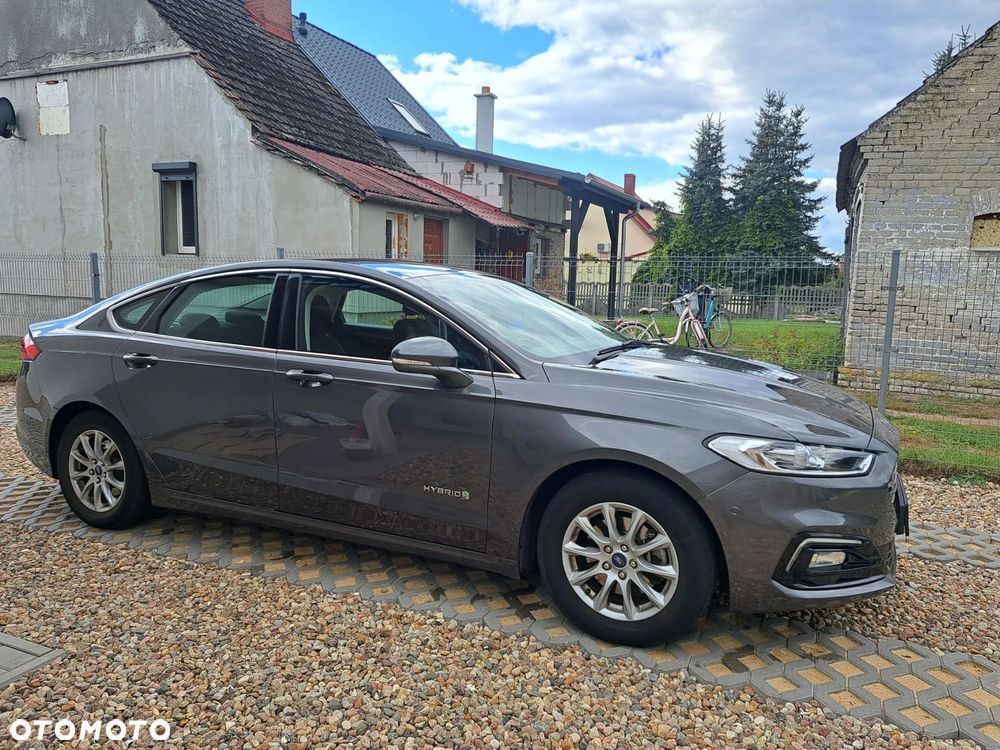 Ford Mondeo 2.0 Hybrid Titanium - 2