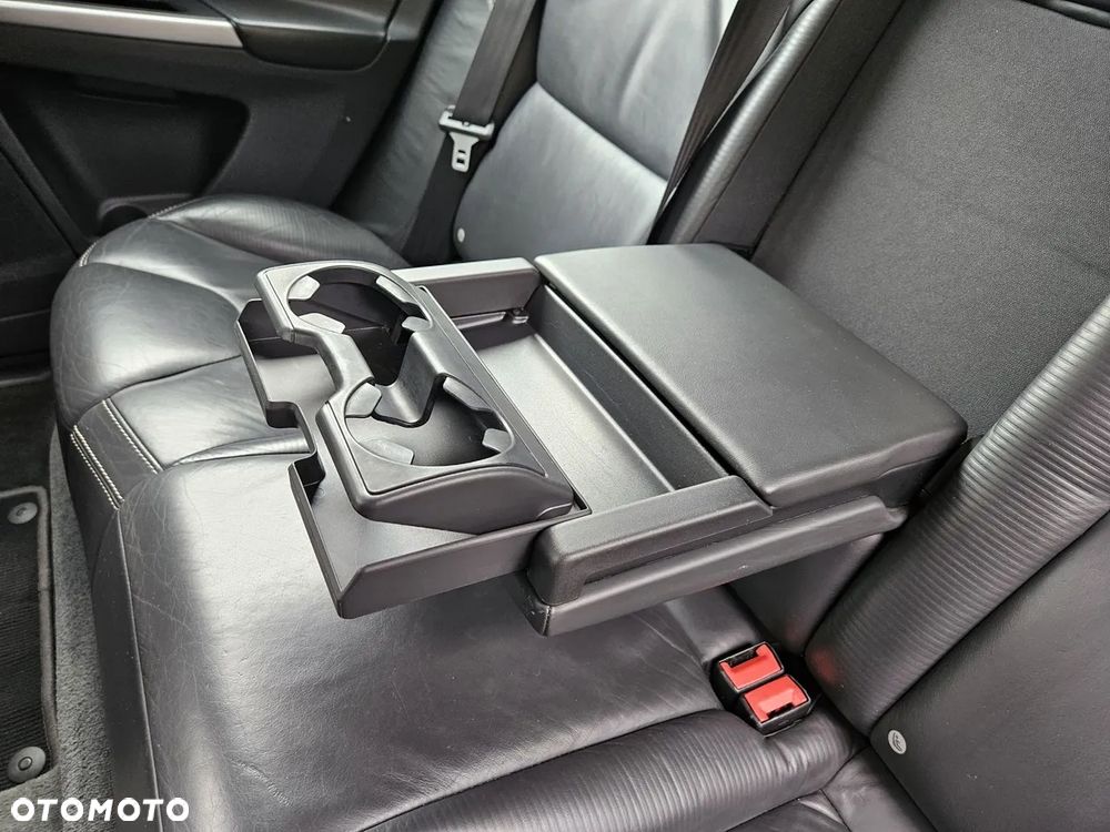 Volvo XC 60 D3 R Design - 22