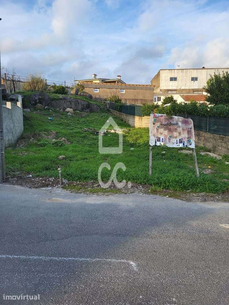 Terreno para construção em Gondar - Guimarães - Grande imagem: 2/7