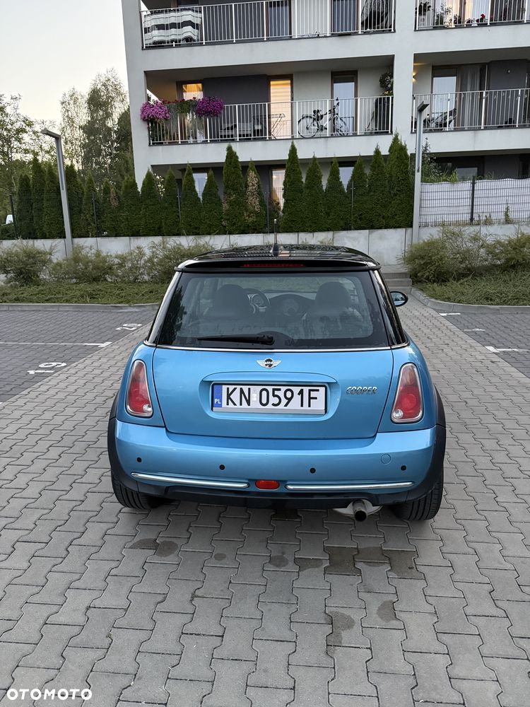 MINI Cooper Standard - 5
