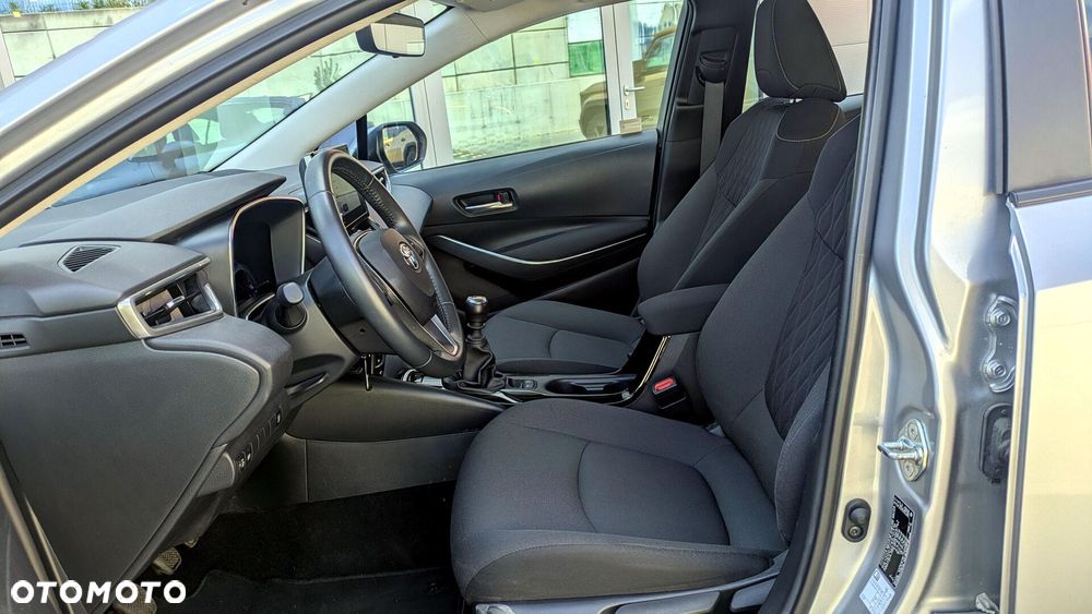 Toyota Corolla 1.5 Comfort - 11