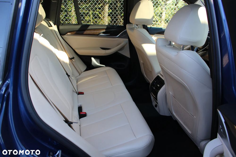 BMW X3 xDrive30i GPF xLine sport - 36