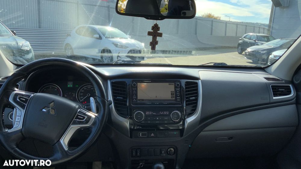 Mitsubishi L200 Double Cab Instyle Aut. - 18