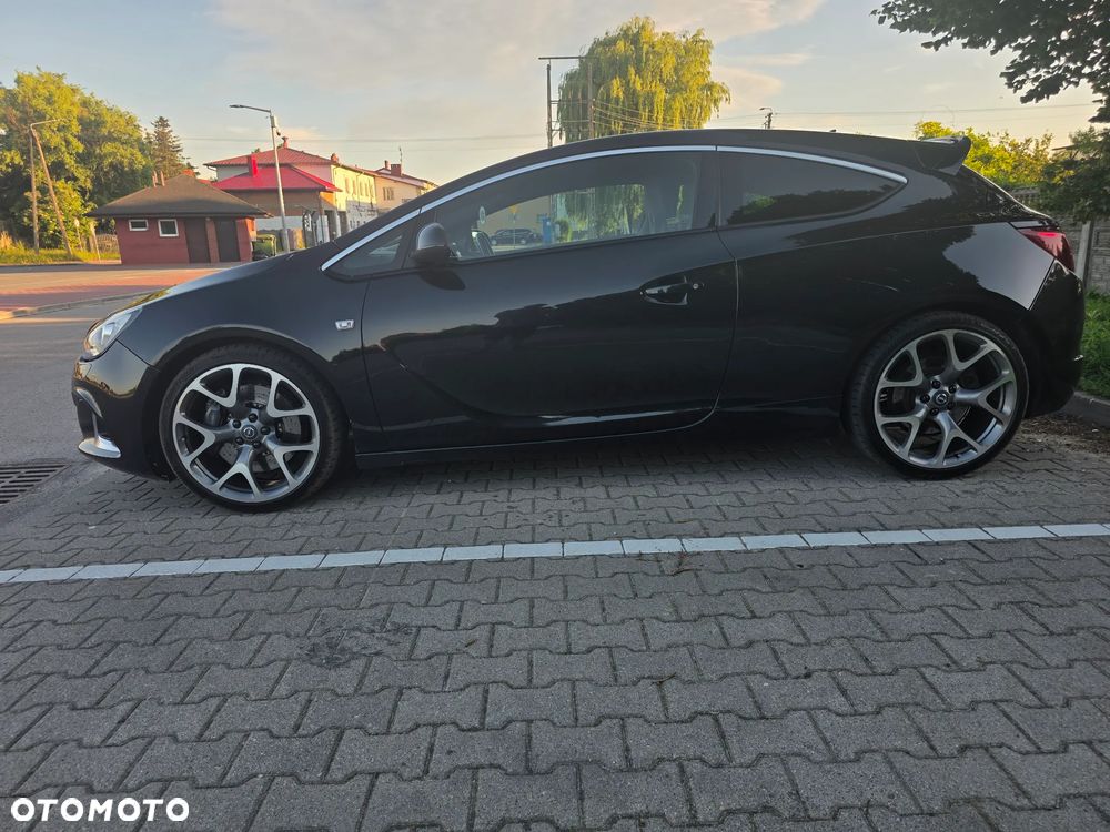 Opel Astra OPC - 2