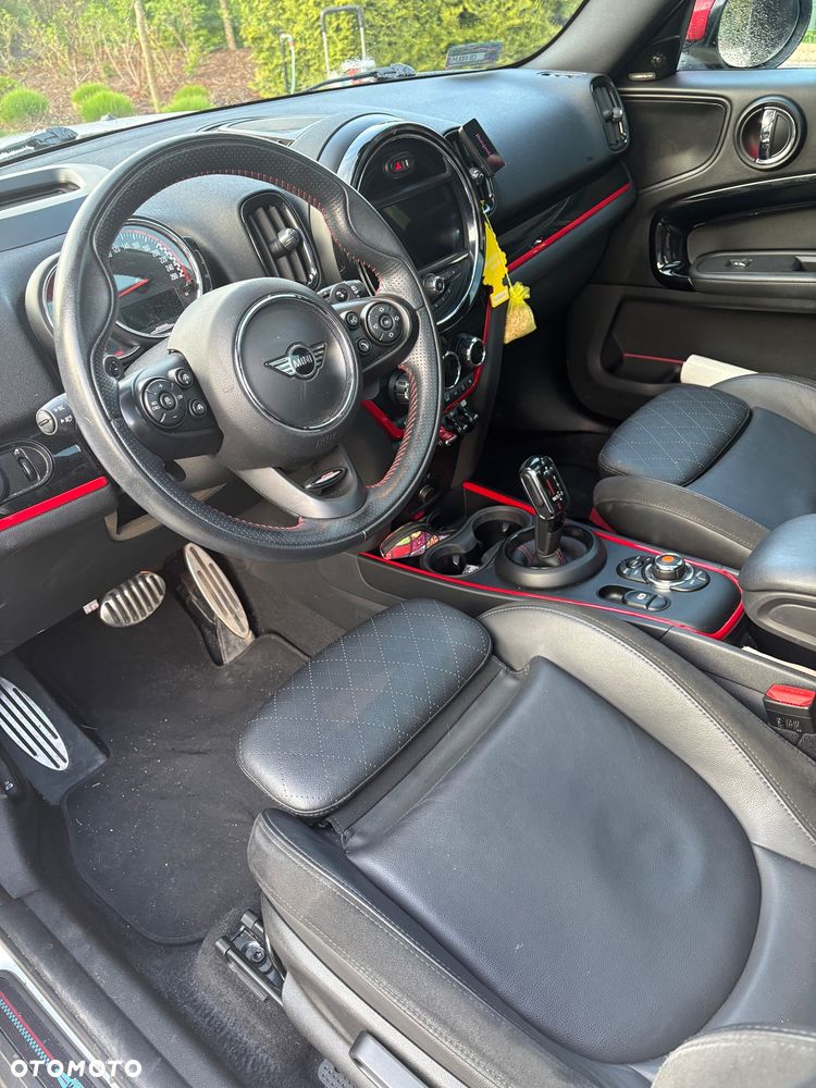 MINI John Cooper Works ALL4 sport - 8