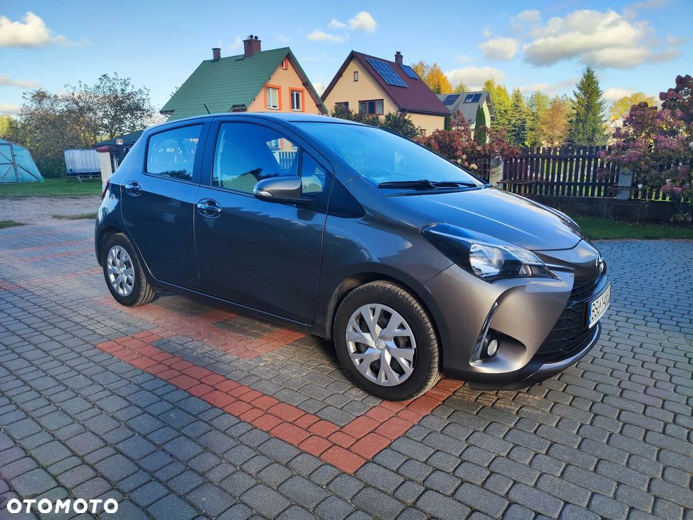 Toyota Yaris 1.5 Premium - 3