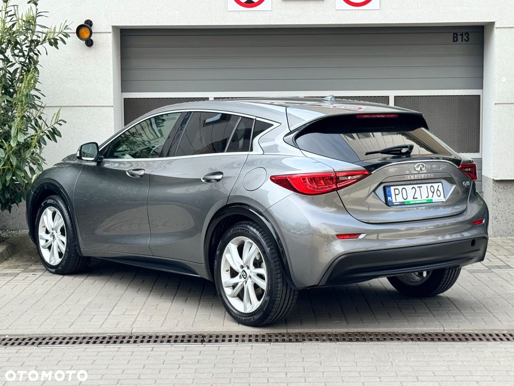 Infiniti Q30 1.5d Premium - 7
