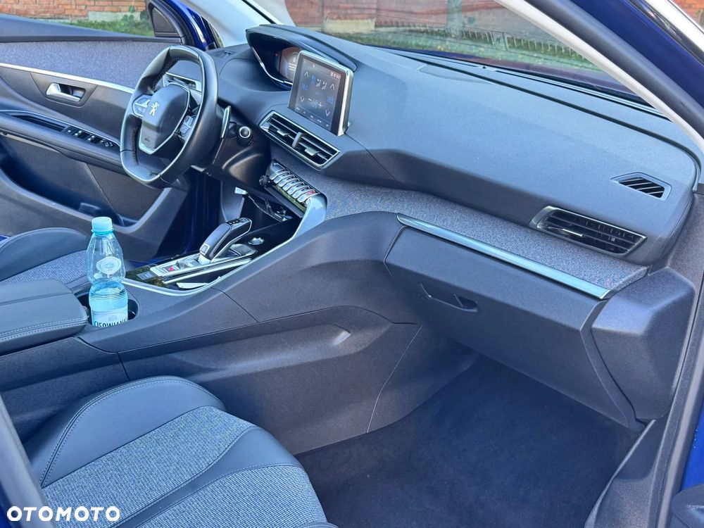 Peugeot 3008 BlueHDi 130 Stop & Start EAT8 Allure - 17