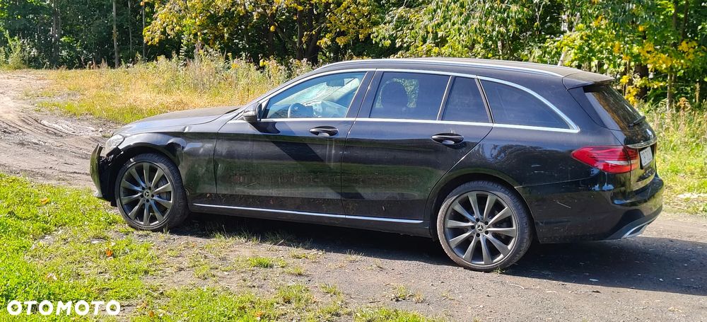 Mercedes-Benz Klasa C 300 de 9G-TRONIC - 10