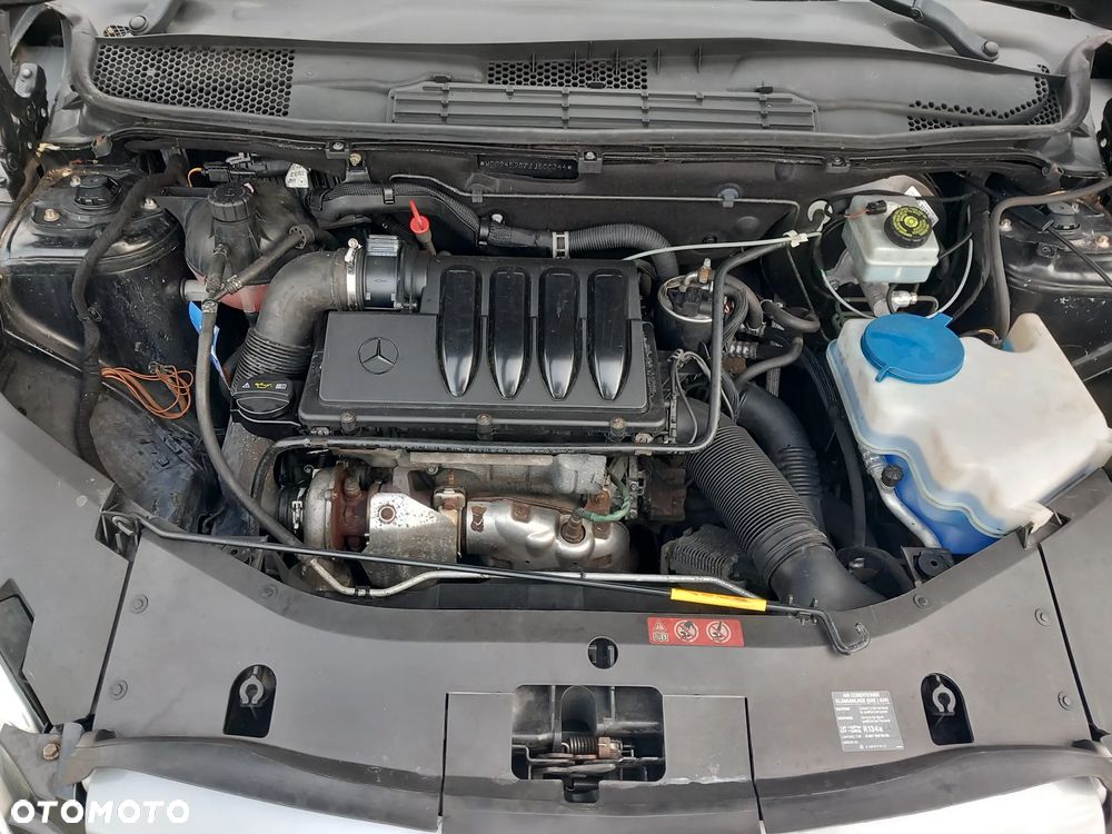 Mercedes-Benz Klasa B 180 CDI DPF Special Edition - 27