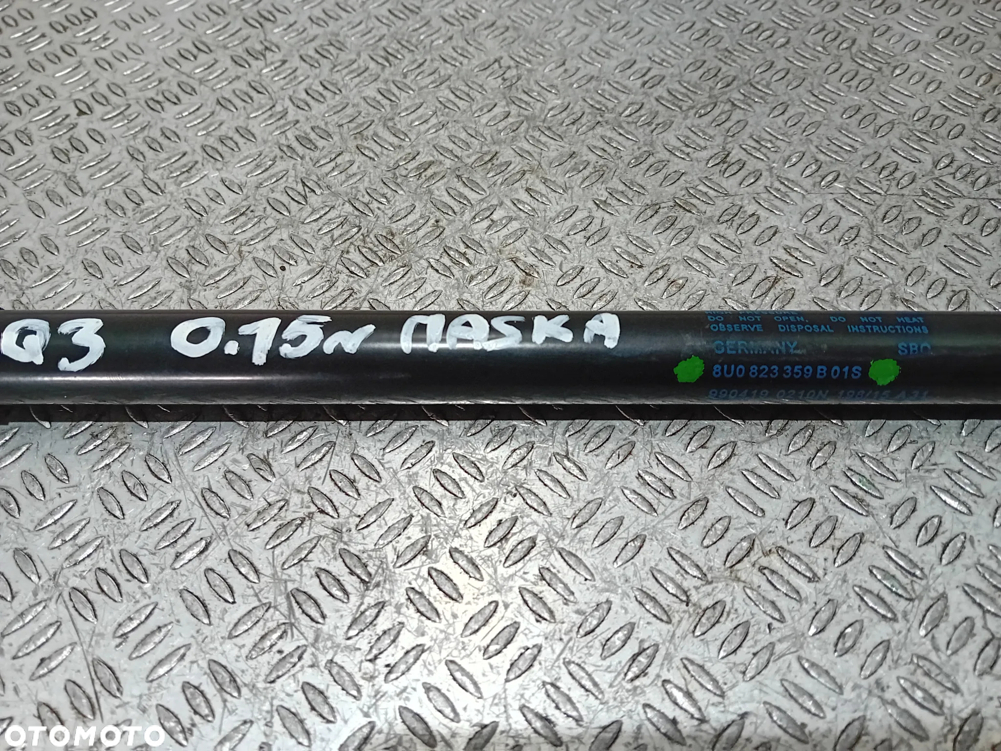 siłownik maski teleskop Audi Q3 2015 8U0823359B - 4