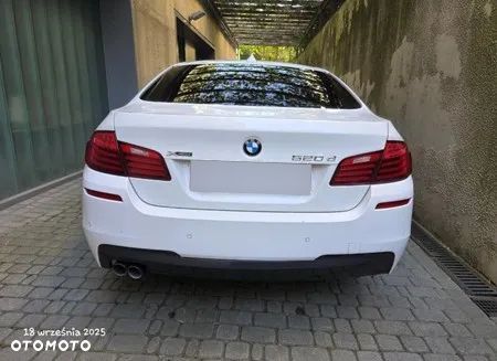 BMW Seria 5 520d xDrive Luxury Line - 3