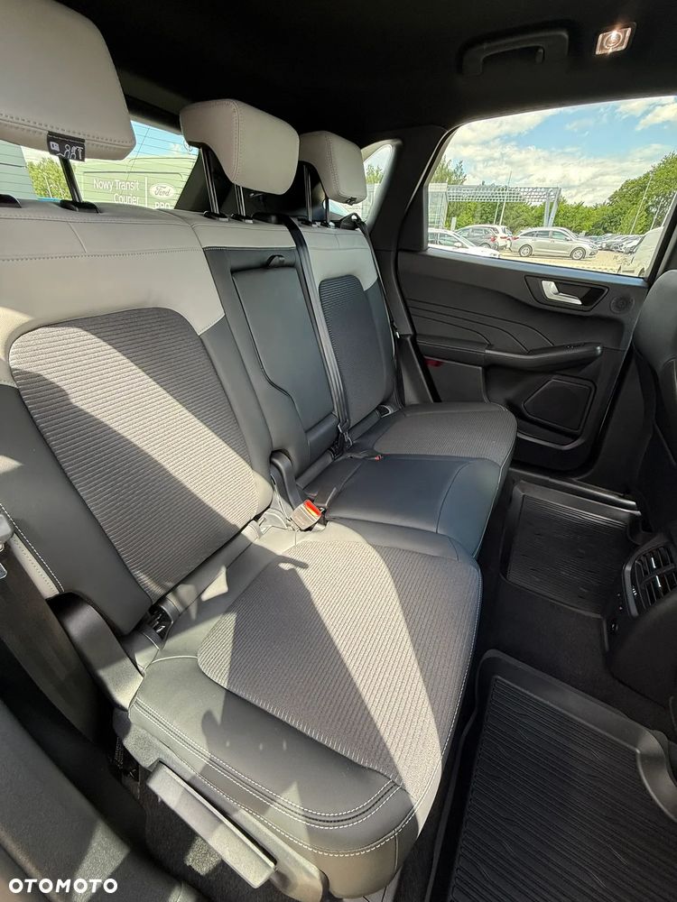 Ford Kuga 2.5 FHEV FWD Sound Edition eCVT - 34