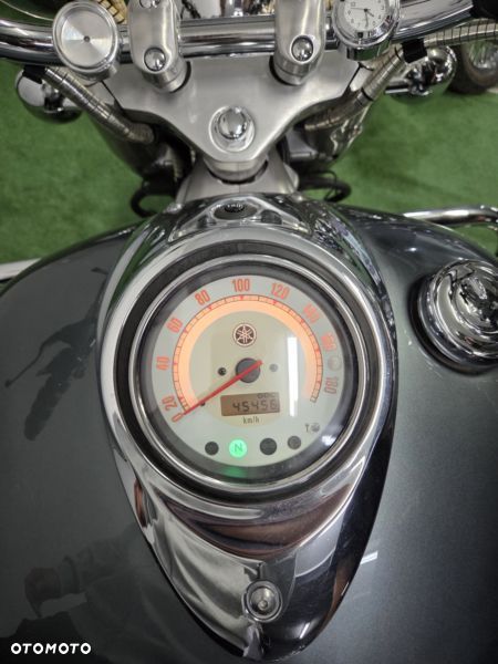 Yamaha XVS - 8