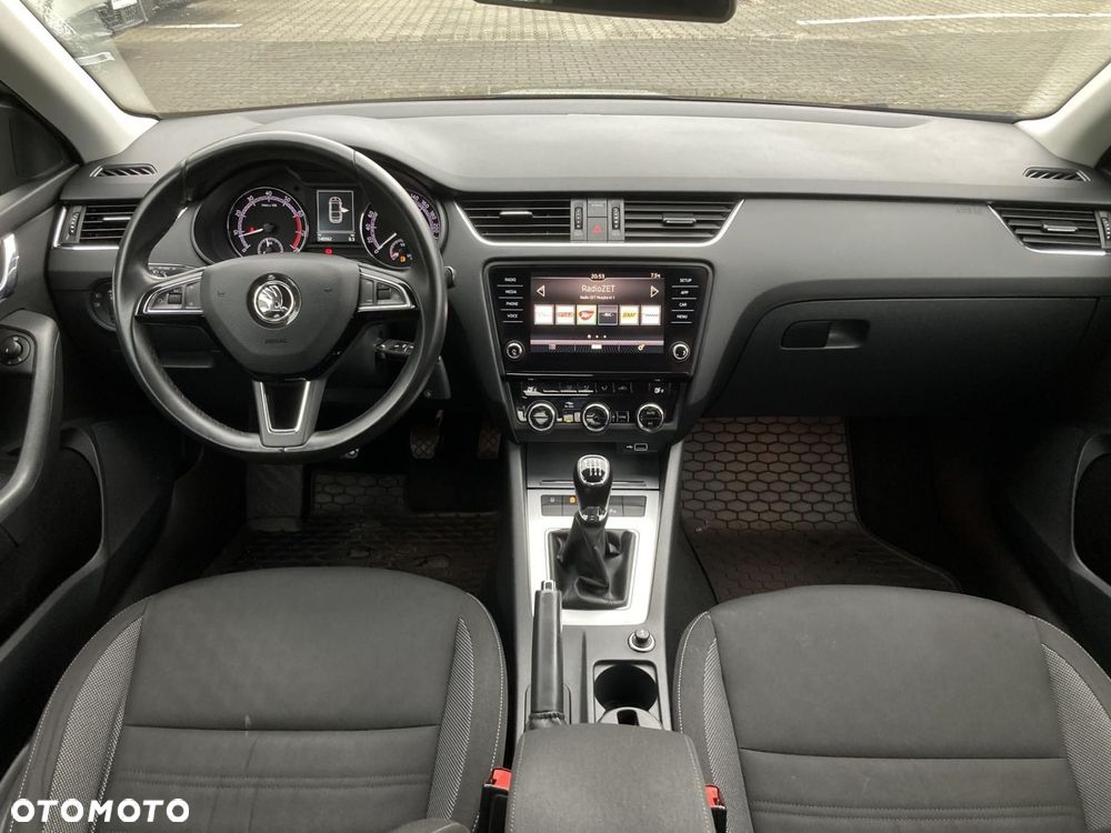 Skoda Octavia 1.5 TSI ACT Ambition - 8