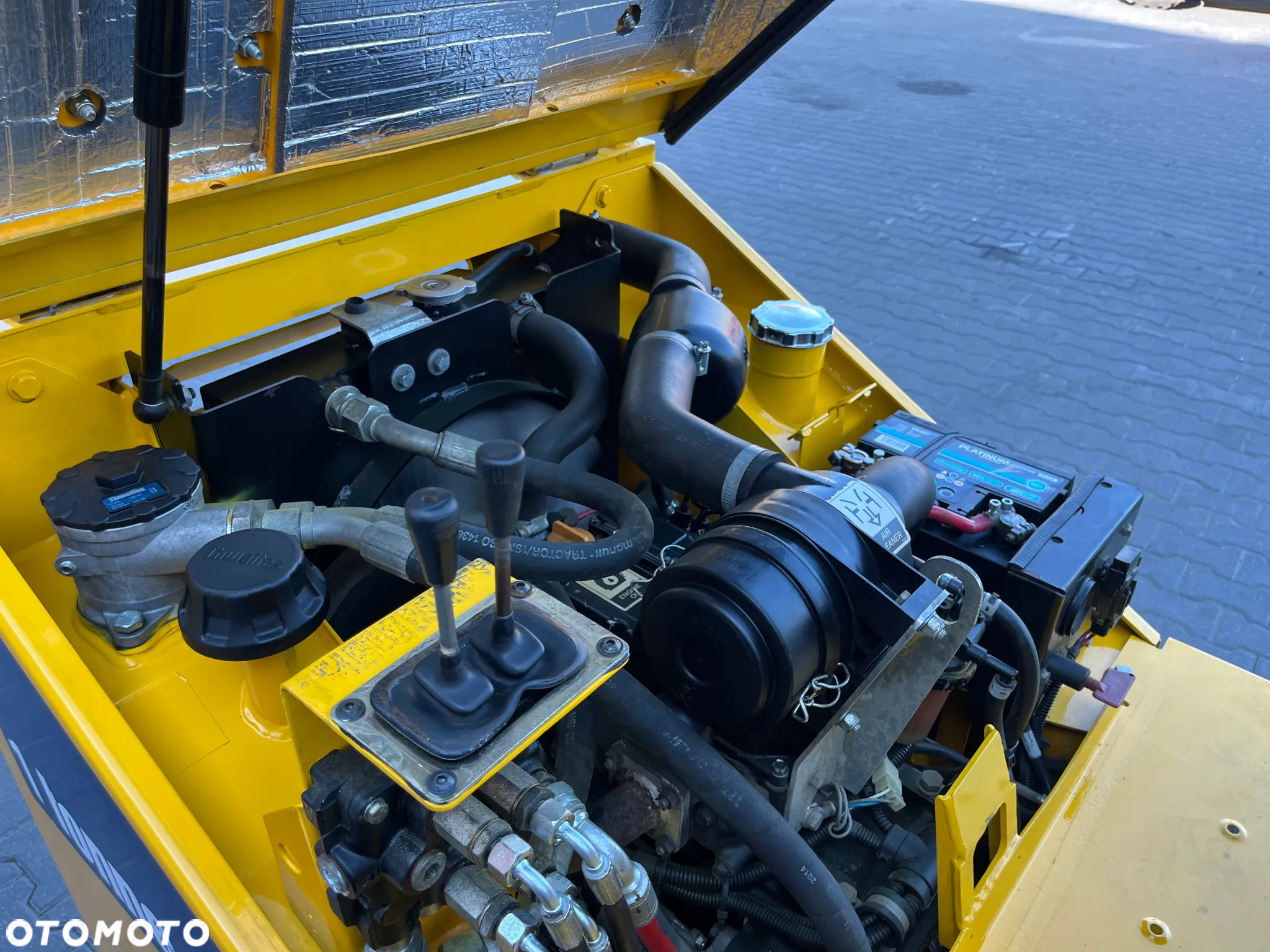 Thwaites MACH 201 - 36