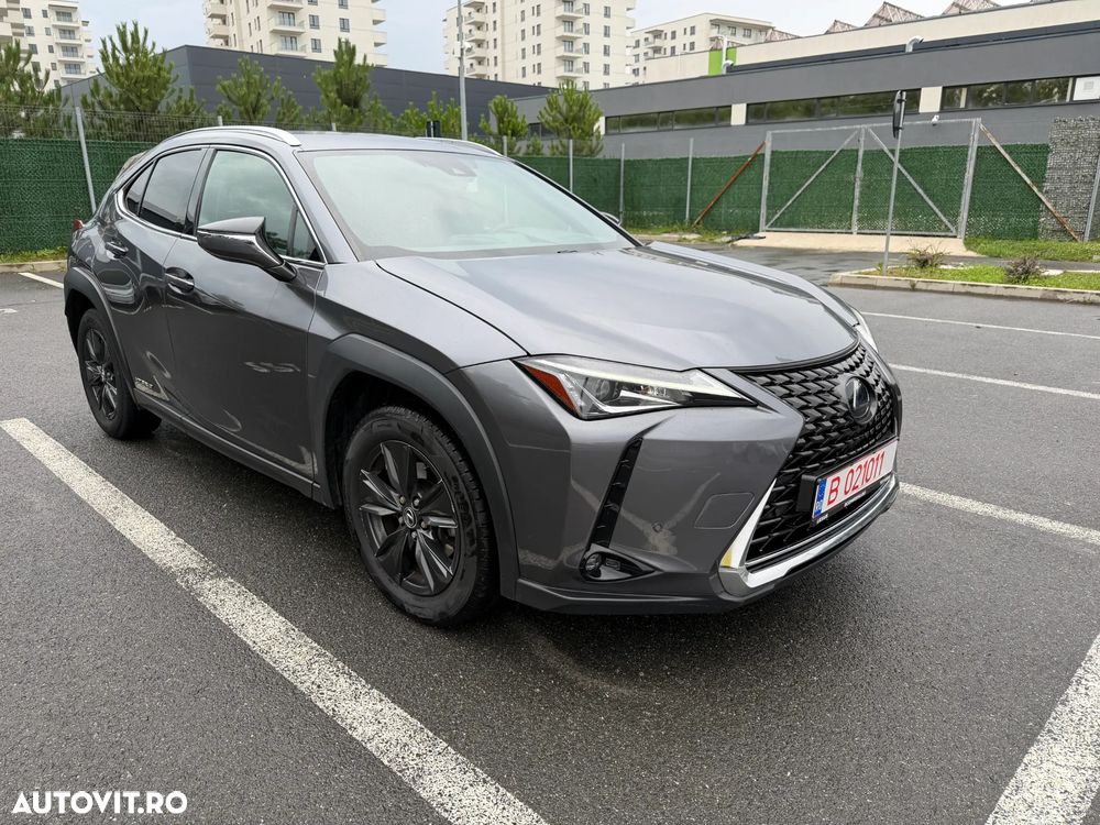 Lexus UX 250h E-FOUR Executive - 11