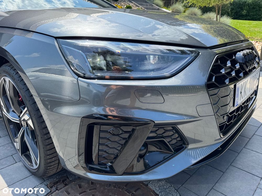Audi A4 Avant 40 TDI mHEV Quattro S Line S tronic - 32