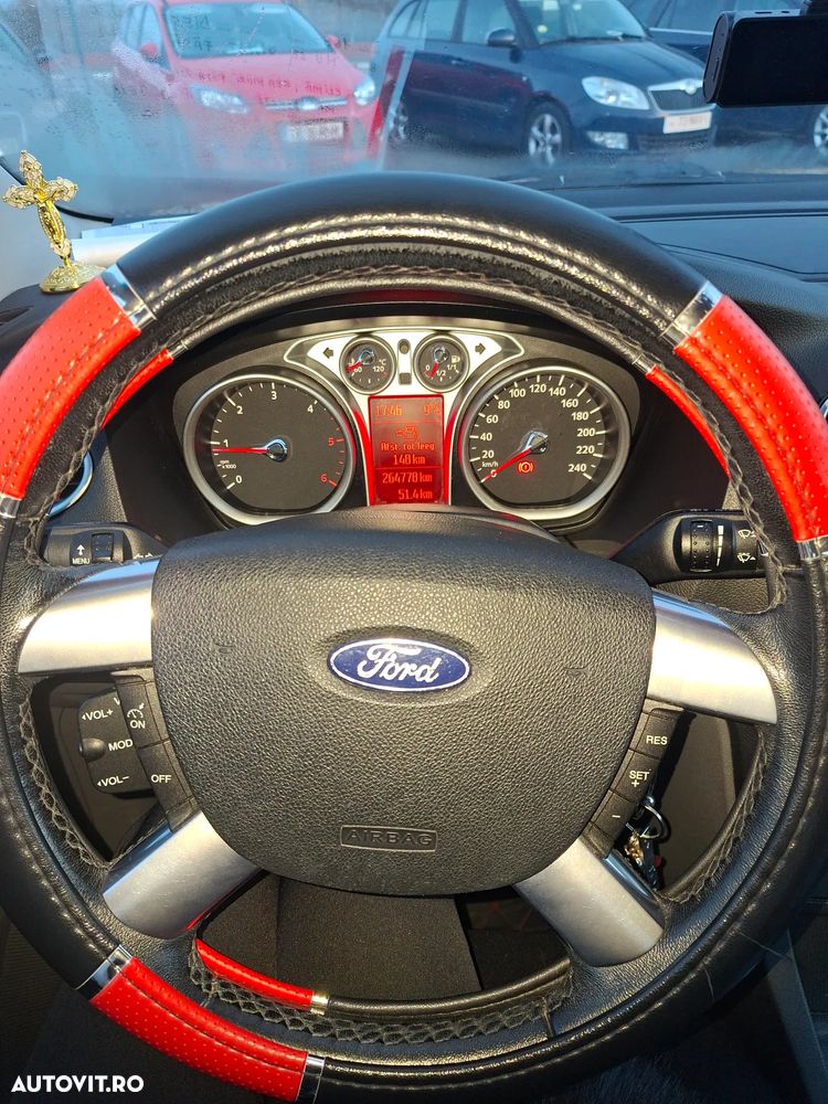 Ford Focus 1.6 TDCI Ambiente - 2