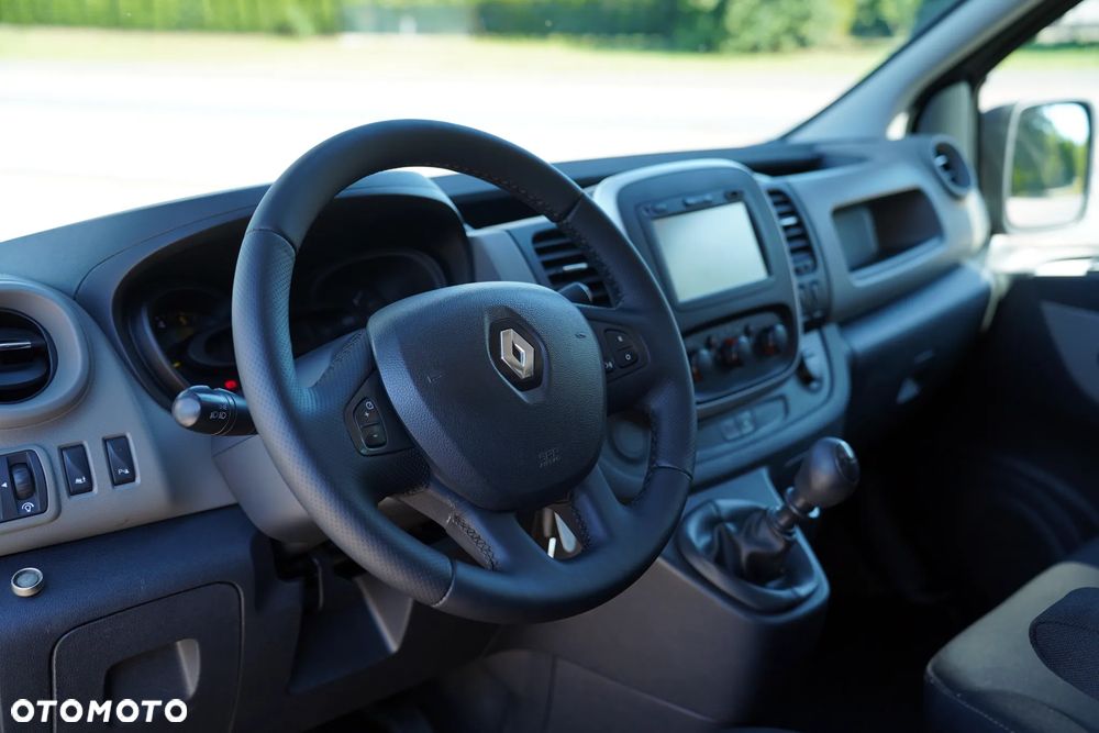 Renault Trafic - 22