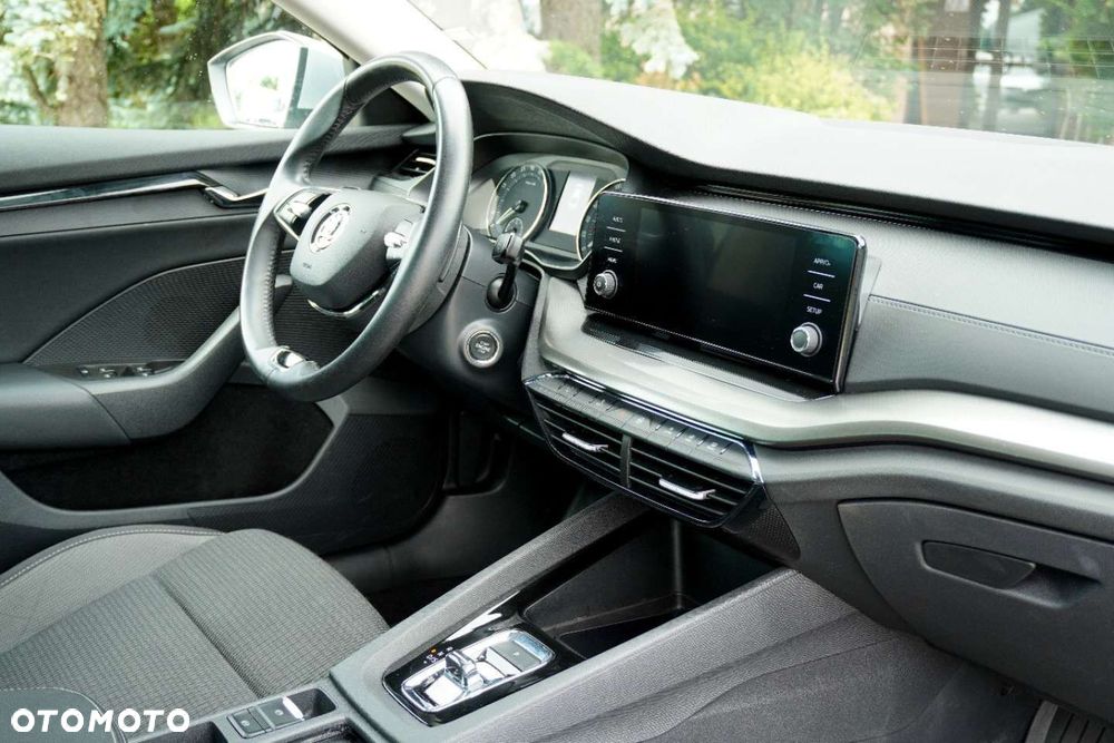 Skoda Octavia 2.0 TDI Ambition DSG - 17