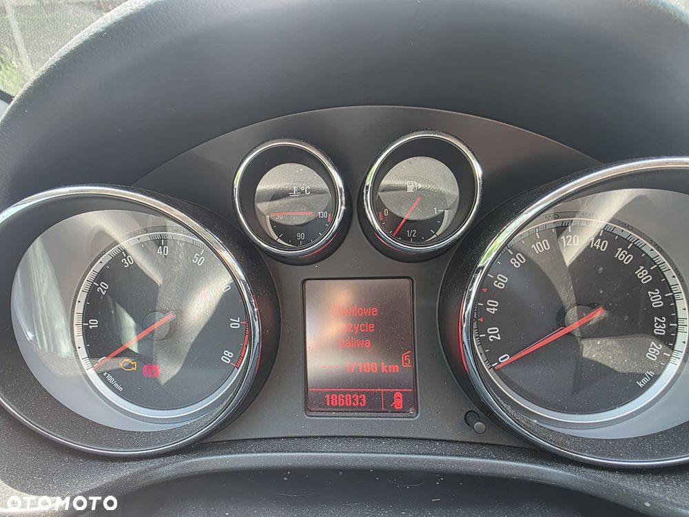 Opel Insignia - 7