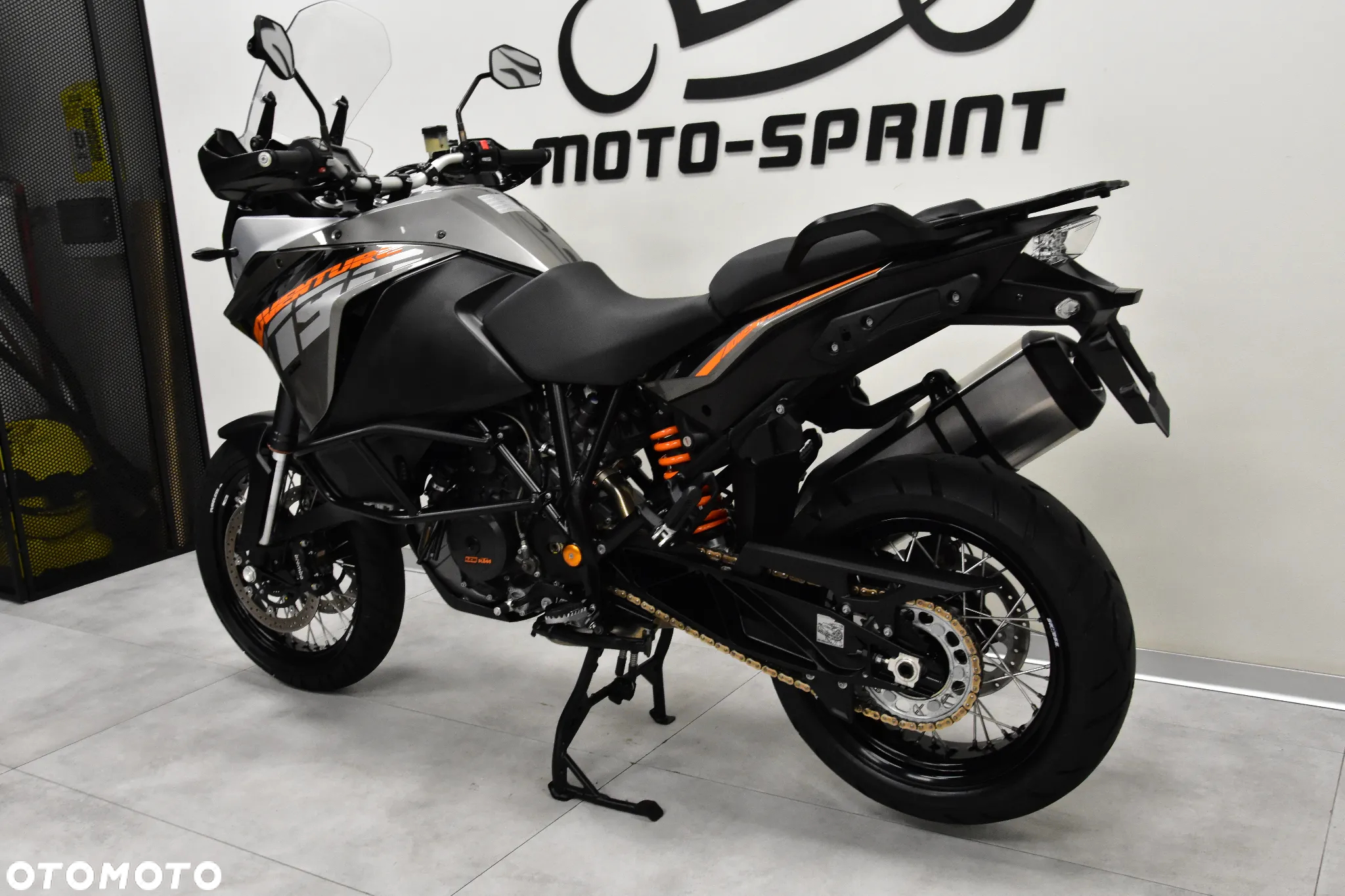 KTM Adventure - 6