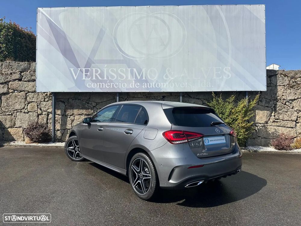 Mercedes-Benz A 250 e 8G-DCT AMG Line Advanced Plus - 13