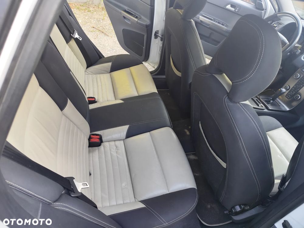 Volvo V50 2.0D DPF Powershift RDesign - 12