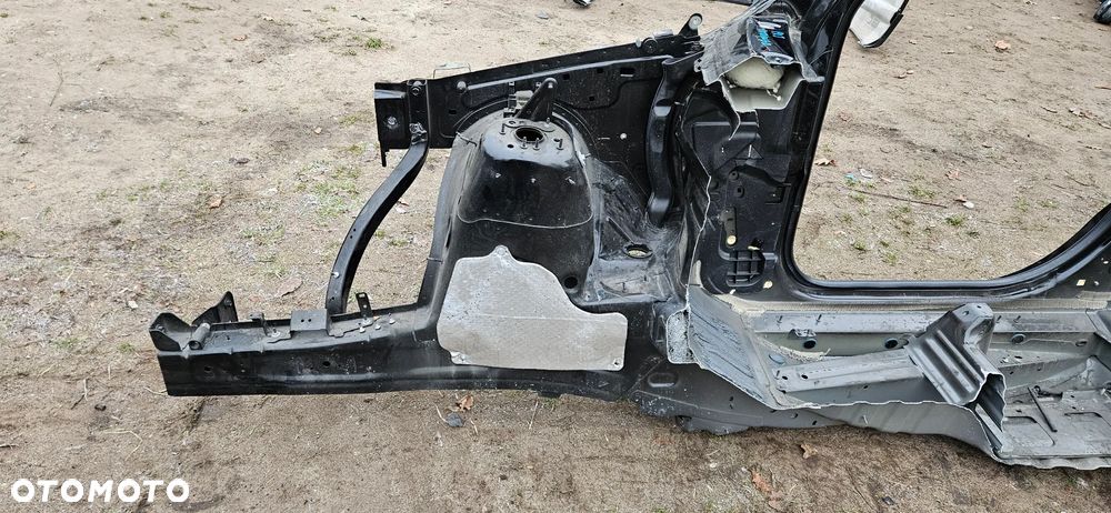 Dodge Durango III LIFT 2021-2025 Ćwiartka przód prawy Podłużnica przednia prawa fartuch Słupek A B próg KOLOR PXJ - 9