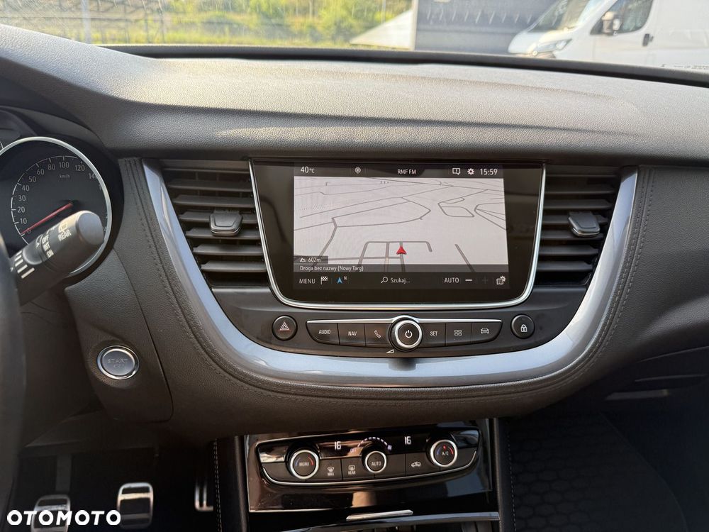Opel Grandland X 1.2 T Enjoy S&S - 17