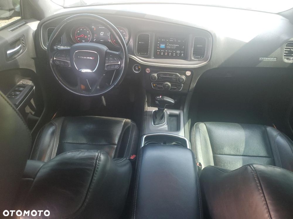 Dodge Charger - 6