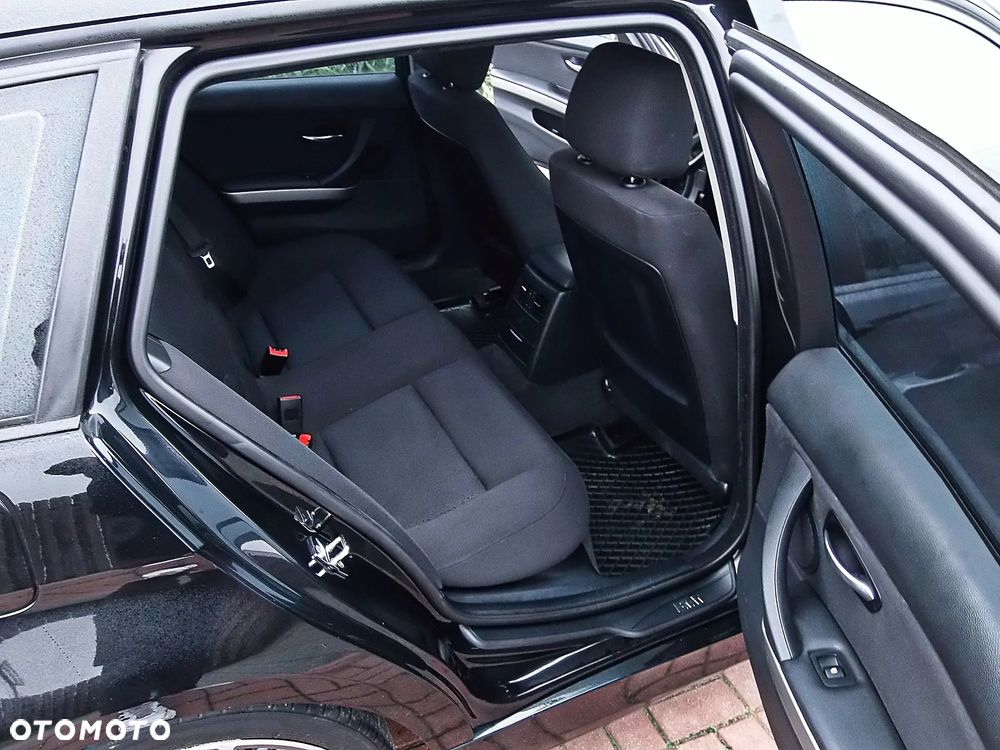 BMW Seria 3 320d DPF Edition Fleet - 12