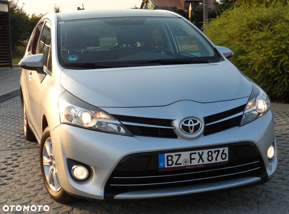 Toyota Verso 1.6 5-Sitzer Life - 2