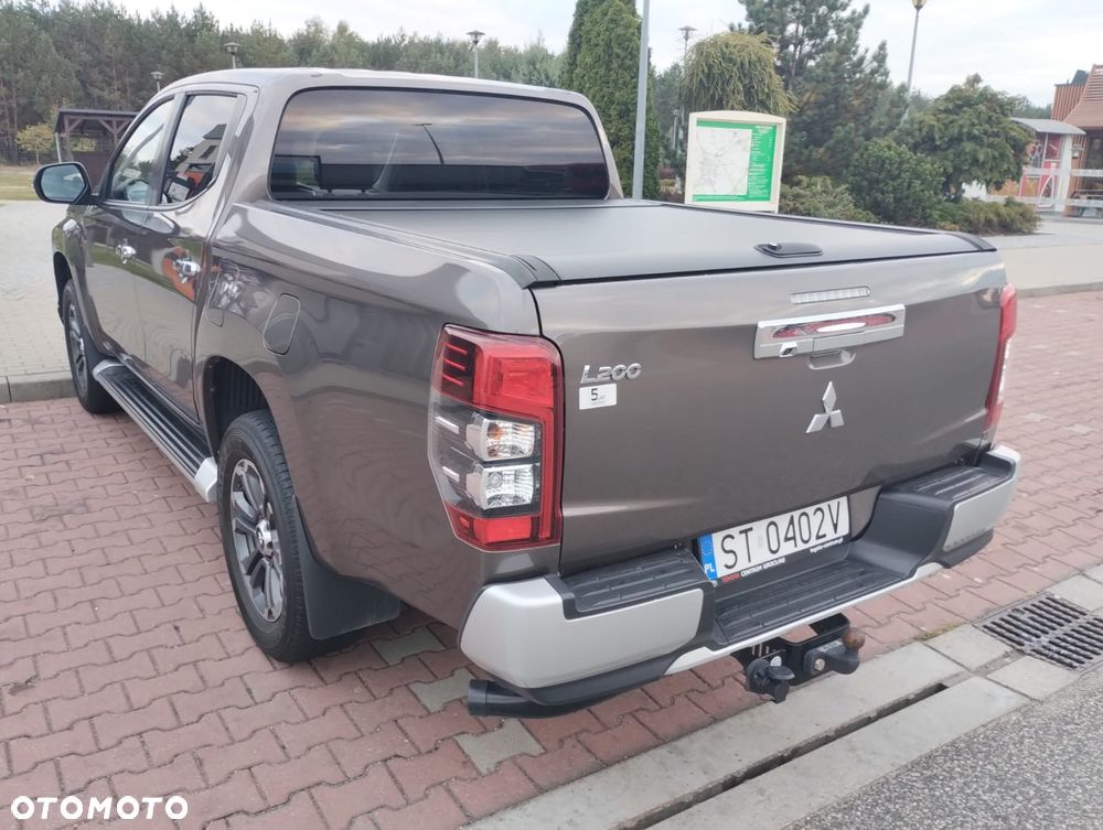 Mitsubishi L200 - 4