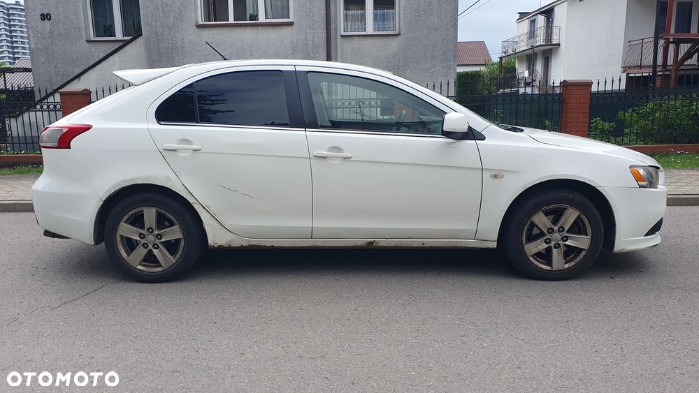Mitsubishi Lancer 1.5 - 3