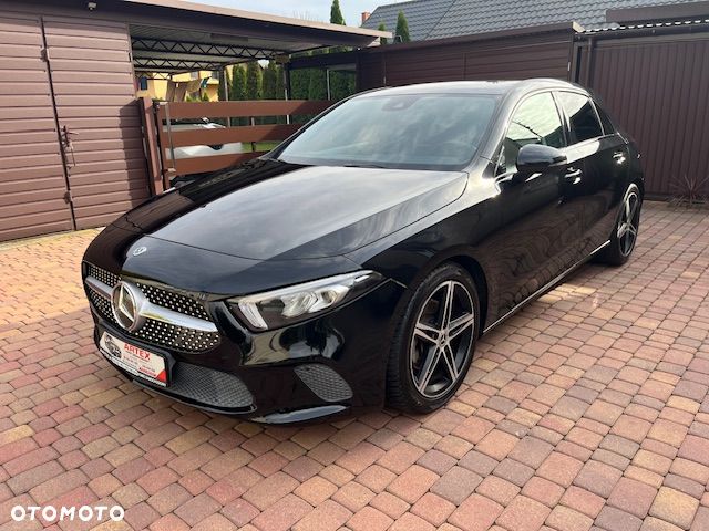 Mercedes-Benz A-Class 2018 photo 3