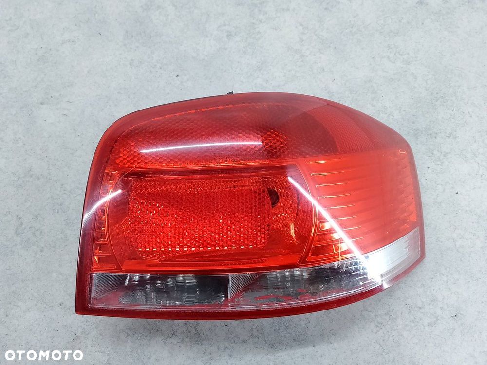 LAMPA TYLNA PRAWA AUDI A3 8P/8PA/8P7 8P0945096 HATCHBACK - 3