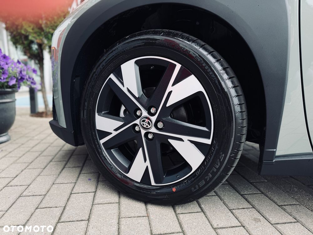 Toyota Aygo X Hybrid 1.5 Style e-CVT - 9
